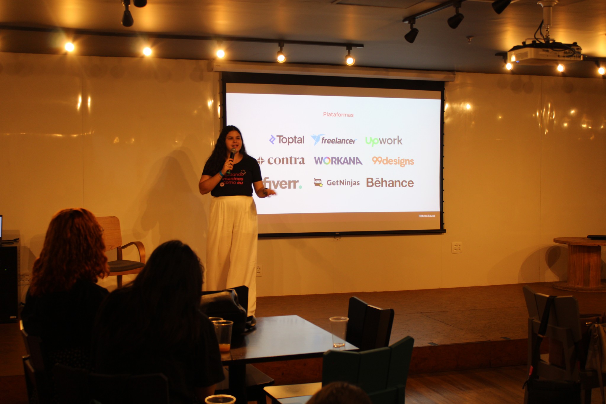 Workshop e troca entre mulheres em UX